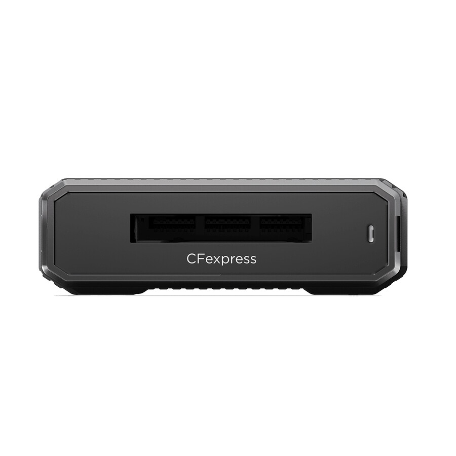 pro-ČteČka cfexpress sandisk